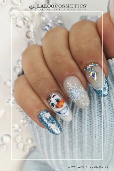 frozen holiday nails Frozen Inspired Nails, Frozen Nail Designs, Frozen Nail Art, White Winter Nails, Frozen Nails, Plaid Nail Designs, Neon Nail Art, Rainbow Nail Art, Holiday Nail Designs