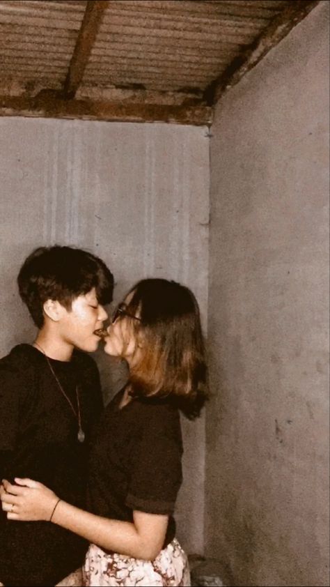 Couple Vibes, Romantic Photos Couples, Couples Vibe, Romantic Photos, Funny Jokes For Adults, Fun Diy Crafts, Cute Couple Pictures, Blackpink Jisoo, Couple Pictures