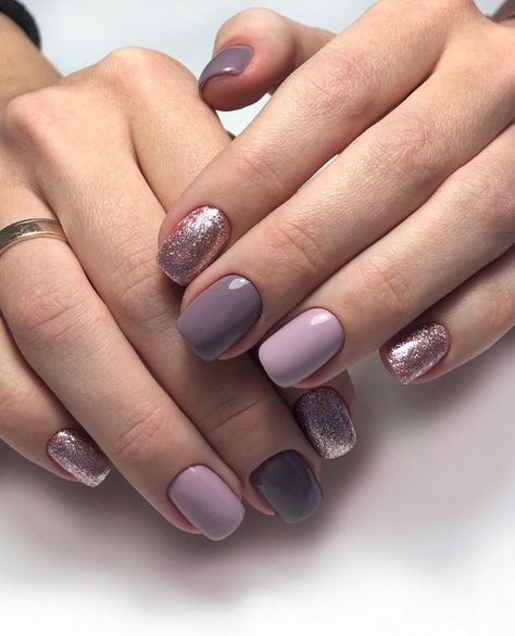 Gel Polish Nail Designs Classy, Dusty Purple Nails, Sassy Nails, Nude Nail Designs, Lavender Nails, Gel Nails Diy, Gray Nails, Hands Holding, Classy Nails