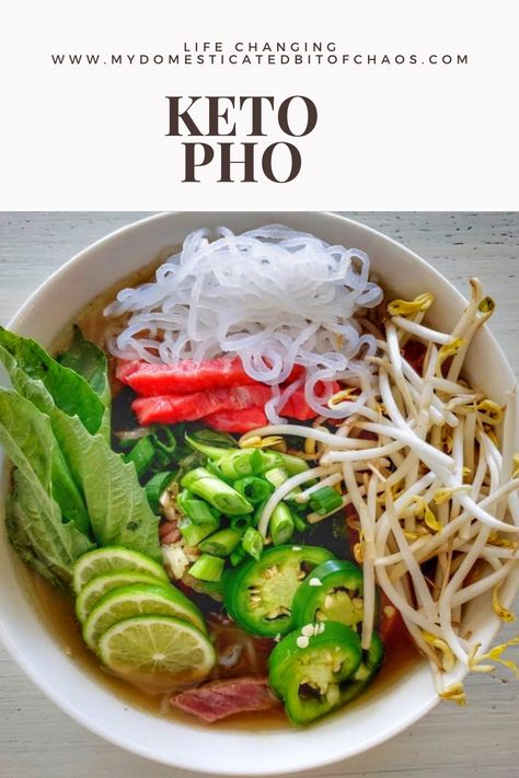 Pho Meal Prep, Keto Pho Soup, Keto Pho Soup Recipe, Healthy Pho Recipe, Low Carb Easy Lunch, Low Carb Pho Soup Recipe, Asian Keto Recipes, Low Sodium Pho Recipe, Low Carb Pho