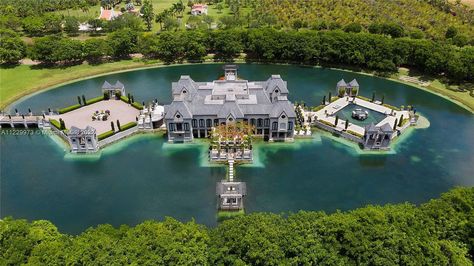 Modern French Chateau, Mansion Living, Amazing Houses, Castle Mansion, Opulent Interiors, Famous Architects, French Chateau, Waterfront Homes, Florida Home