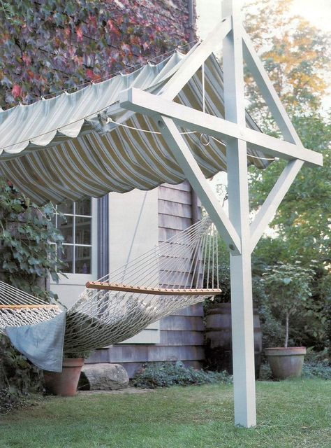 Clothesline Ideas, Outdoor Clothes Lines, Backyard Hammock, Indoor Hammock, Upcycle Garden, Hammock Bed, Wedding Canopy, Casa Country, Enjoy The Sunshine