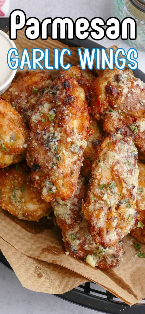 Parmesan Garlic Wings, Easy Air Fryer Dinner Recipes, Air Fryer Recipes Chicken Wings, Parmesan Butter, Garlic Wings, Parmesan Wings, Garlic Parmesan Wings, Air Fryer Wings, Air Fryer Recipes Snacks