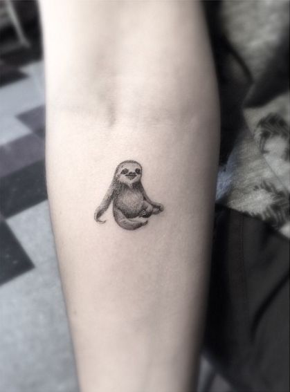 Koala Tattoo, Small Animal Tattoos, Sloth Tattoo, Tier Tattoo, Small Arm Tattoos, Little Tattoos, Trendy Tattoos, Forearm Tattoos, Animal Tattoos