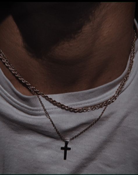 Men Wearing Necklaces Aesthetic, Cross Necklace Aesthetic Men, Collage Quotes, Apollo Aesthetic, Jewellery Studio, Mens Cross Necklace, Cross Chain, Hail Mary, Jewelry Studio