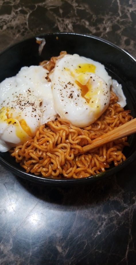 Spicy Noodles Aesthetic, Spicy Ramen Aesthetic, Aesthetic Noodles Pictures, Spicy Food Aesthics, Reman Noodles Aesthetic, Spicy Ramen Noodles Aesthetic, Korea Noodle Spicy, Noodles Spicy, Spicy Noodle