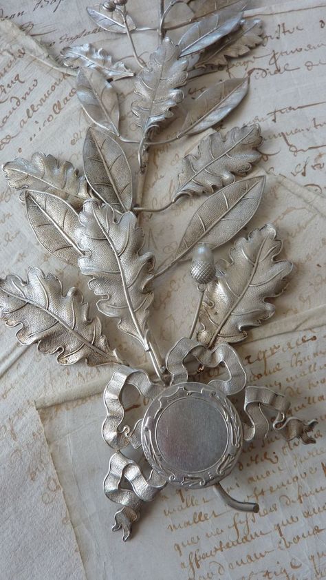 Laurel Wreath Crown, Metal Embossing, Laurel Leaf, Laurel Leaves, Oak Leaves, Laurel Wreath, French Country Style, Beautiful Backdrops, Neutral Decor