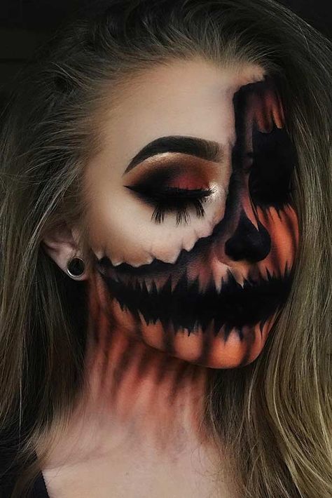 Cool Face Makeup Halloween, Halloween Makeup 2022 Trends, Creepy Pumpkin Makeup, Scary Pumpkin Makeup, Pumpkin Makeup Looks, Pumpkin Face Makeup, Jack O Lantern Makeup, Pumpkin Makeup Halloween, Scary Face Makeup