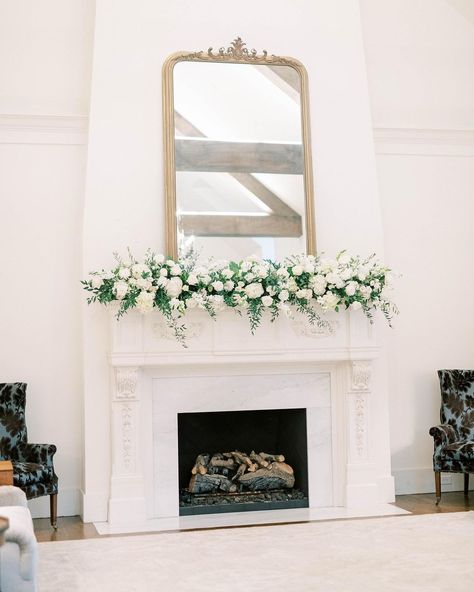 A perfectly decorated mantle at Hamilton Place at Pursell Farms | Alabama Wedding | Birmingham Wedding Planner | Becky’s Brides Mantle Florals Wedding, Wedding Reception Mantle Decor, Mantle Floral Arrangements Wedding, Mantle Wedding Flowers, Fireplace Party Decor, Mantle Wedding Decor, Wedding Mantel Decor, Wedding Fireplace Decor, Wedding Mantle Decor