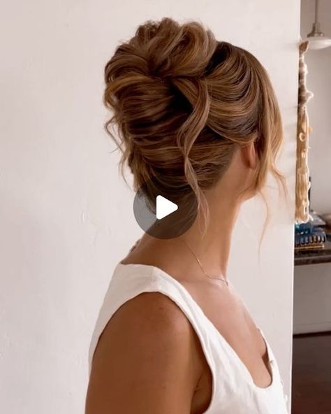 Bridal Hair Stylist on Instagram: "still obsessing over high updos/midis don’t mind me🫶🏻" High Up Do Wedding Hair, High Up Do, Bridal High Updo, High Bridal Updo, High Updo Wedding, High Updos, High Updo, Wedding Hair Up, Messy Updo