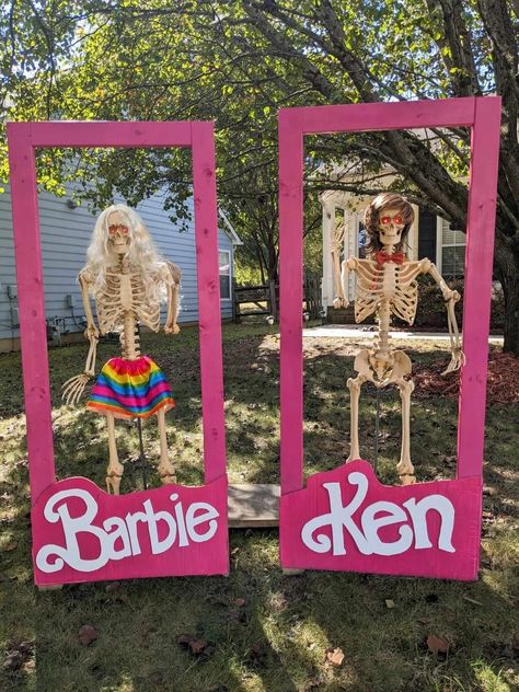 Barbie Trunk Or Treat, Halloween Decorations On A Budget, Skeleton Halloween Decorations, Epic Skeleton, Trunker Treat Ideas, Diy Skeleton, Halloween Lawn Decorations, Decorations For Halloween, Halloween Skeleton Decorations