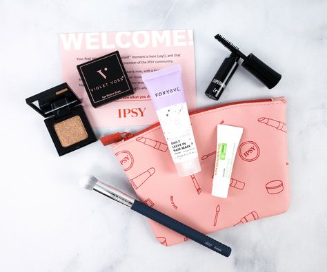 Check out the Ipsy Intro Bag review! This curation for new subscribers includes items from Violet Voss, Goldfaden MD, and more! Ipsy Review - Intro Bag → https://hellosubscription.com/2021/01/ipsy-review-intro-bag/ #Ipsy #subscriptionbox Violet Voss, Single Eyeshadow, Glam Bag, Monthly Subscription Boxes, Monthly Subscription, Volume Mascara, Bright Eyes, Subscription Boxes, Everyday Makeup