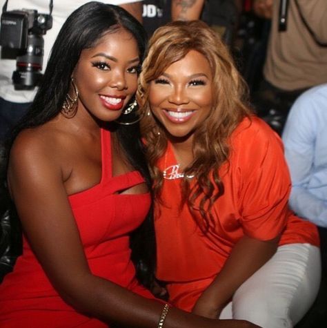 Juju 🇨🇺🇺🇸 and Mona Scott 🇭🇹 Red Notice, Love And Hip Hop, January 1, The Cast, Miami Florida, Miami, Hip Hop, Angeles, California