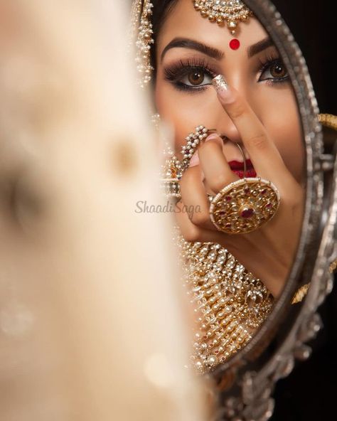 Bridal Makeup Pictures, भारतीय दुल्हन संबंधी, शादी की तस्वीरें, Indian Bride Poses, Indian Bride Photography Poses, Indian Wedding Poses, Bride Photos Poses, Indian Wedding Photography Couples, Bridal Photography Poses