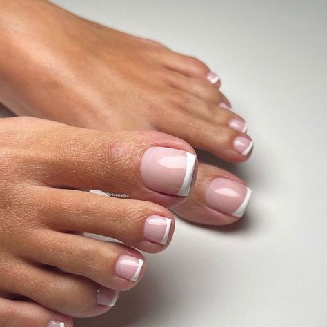 50 Best Wedding Toe Nails : Classic French Pedicure 1 - Fab Mood | Wedding Colours, Wedding Themes, Wedding colour palettes Bride Toe Nails Wedding, French Toe Nail Designs, Bride Toes Nails, Elegant Pedicure, Bridal Toe Nails, French Manicure Toes, Wedding Toe Nails, French Toe Nails, French Pedicure Designs