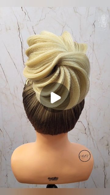 Alexis |Hair Artist| Coiffure on Instagram: "🔹️Chignon chic et rapide en une section🔹️

Donnez moi vos avis en commentaires👇

Rejoignez moi aussi sur👉

YouTube : alv hairstyle art
Tiktok: alv_hairstyle_art

Produits @fauvert_professionnel nouvelle gamme structure line 👌👌 
code promo : ALEXIS15

Tête @exalto_professionnel ANASTASIA -20% 
 Code Promo : ALEXISV

#coiffure #chignon #hairtrends #hairbeauty #hairtrends #tutorial #hairtutorial #explore #alexisvarenne #hairinstagram #instahair #hairdresser #explore #coiffeur" Hairstyle Art, Chignon Hair, Hair Artist, Soft Sofa, Artistic Hair, Hallway, Felt, Textiles, Hairstyles