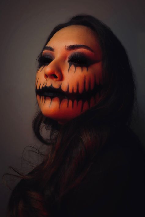 #makeup #halloweenmakeup #halloween #pumpkin #demonmakeup #spooky Halloween Makeup Pumpkin, Pumpkin Makeup, Demon Makeup, Fun Office, Spooky Party, Halloween 2022, Pumpkin Ideas, Halloween Makeup Looks, Halloween Make Up