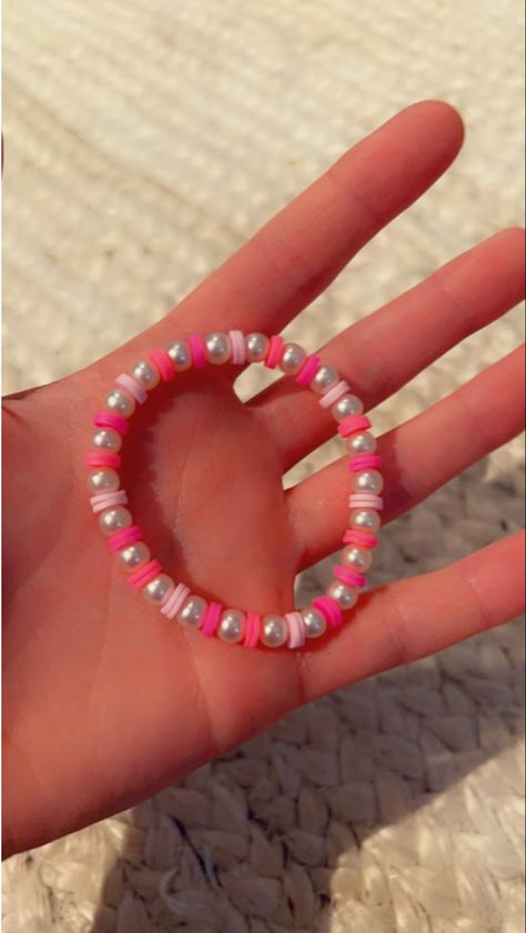 Light Pink Clay Bead Bracelet, Pink Bracelet Ideas, Bracelet Clay, Pink Bracelets, Christmas Jewelry Diy, Colorful Bead Bracelets, Pink Pearl Bracelet, Clay Bead Necklace, Beaded Braclets