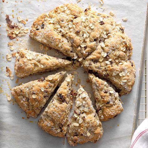 Cherry-Chip Oat Scones Amy Brnger, Oat Scones Recipe, Pub Recipes, Cinnamon Chip Scones, Oatmeal Scones, Basic Scones, Oat Scones, Tea Scones, Cranberry Scones