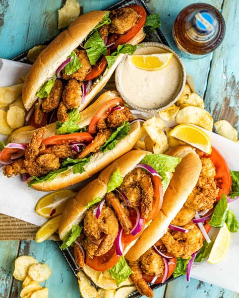 Shrimp Po Boy Sauce, Old Bay Sauce, Crispy Fried Shrimp, Po Boy Sandwich, Sea Foods, Shrimp Po Boy, Food Holidays, Crispy Shrimp, Delicious Seafood Recipes