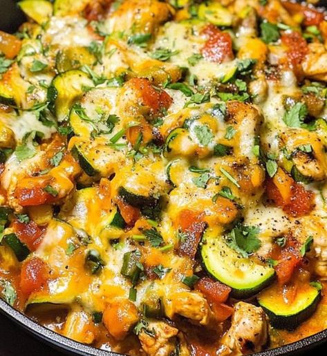 Low Calorie Recipes & Calorie Counting Support | Tex Mex Chicken and Zucchini | Facebook Tex Mex Casserole, Chicken And Zucchini, Tex Mex Chicken, Chicken Zucchini, No Calorie Foods, Healthy Kitchen, Boneless Skinless Chicken, Tofu Recipes, Zucchini Recipes