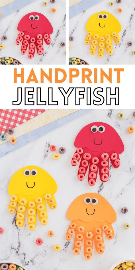 Ocean Crafts Preschool, Fish Crafts Preschool, June Crafts, Under The Sea Crafts, Jellyfish Craft, Kindergarten Art Projects, Toddler Arts And Crafts, Preschool Arts And Crafts, Sea Crafts