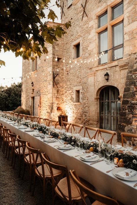 Mariage Dolce Vita en Provence French Wedding Decor, Provencal Decor, Wedding Ambiance, Mediterranean Wedding, Provence Wedding, Europe Wedding, Private Wedding, Grande Table, French Wedding