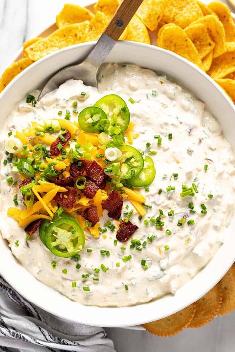 20 Minute Cold Jalapeno Popper Dip - Midwest Foodie 30 Minute Meals Chicken, French Onion Dip Recipe, Jalapeno Popper Dip Recipe, Homemade French Onion Dip, Chicken Enchilada Dip, Onion Dip Recipe, Jalapeno Dip, Jalapeno Popper Dip, Creamy Jalapeno