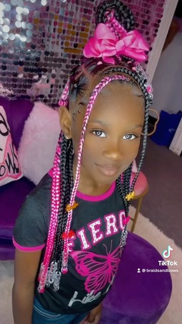 Pink And Black Braids For Kids, Braids With Pink Hair, Pink Braids For Kids, Colorful Braids For Kids, Pink Hair For Kids, Kids Braids With Color Hair, Kids' Hairstyles, Fancy Braids, Girl With Brown Hair