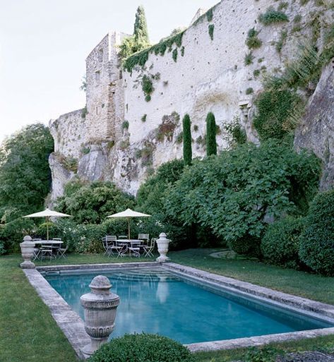 Living Pool, Small Pools, Dream Pools, Stone Walls, Beautiful Pools, Swimming Pool Designs, French Chateau, Garden Pool, Outdoor Swimming