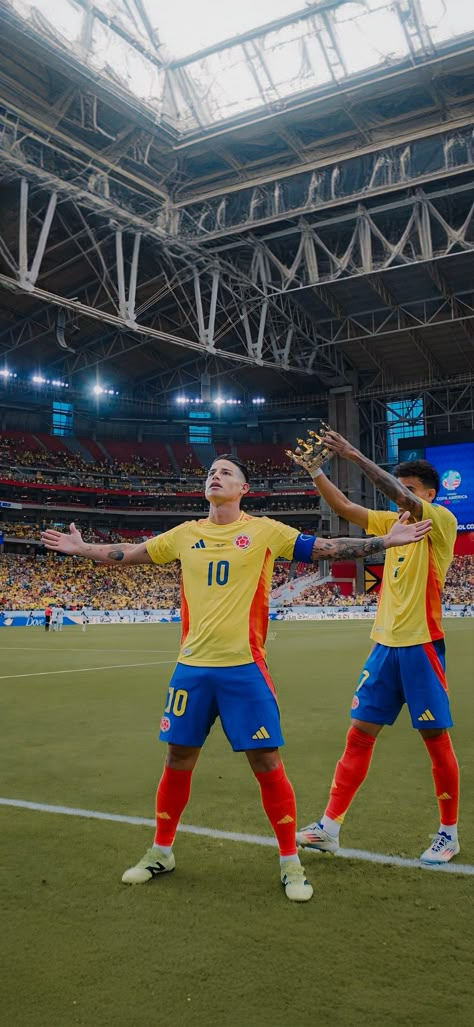 Colombia Soccer Wallpaper, Soccer Celebrations, James Rodriguez Wallpapers, Football Players Wallpaper, Football Players Pictures, Wallpaper Soccer, James Rodriquez, Colombia Football, James Rodriguez Colombia