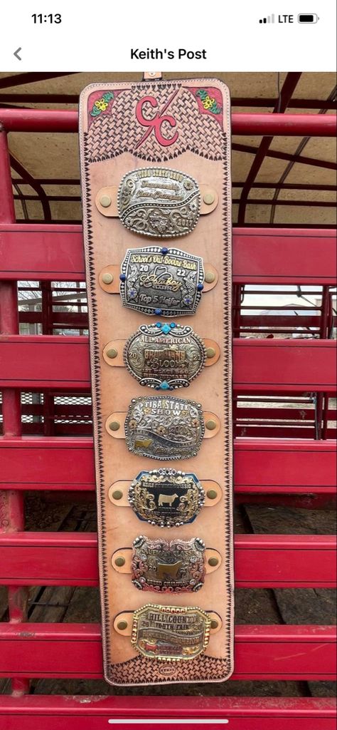 Trophy Buckle Display, Horse Show Prizes Ideas, Buckle Display Ideas, Rodeo Awards Ideas, Belt Buckle Holder, Belt Buckle Display, Buckle Display, Prize Ideas, Rodeo Gifts