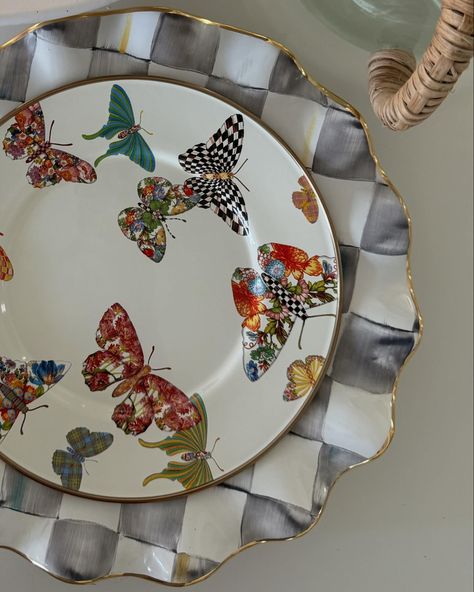 mackenzie childs, scalloped, sterling check, dinner plate, butterfly, garden, checkered, kitchen, southern charm, coastal, morning light, Nancy Meyers, interior design, home, decor, style, neutral, aesthetic Kitchen Southern, Checkered Kitchen, Nancy Meyers, Neutral Aesthetic, Apartment Decorating, Mackenzie Childs, Southern Charm, Butterfly Garden, Morning Light