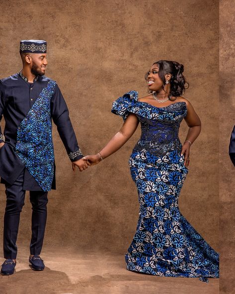 Traditional Dresses For Couples, Engagement Dress For Couple, Prewedding Outfit Ideas, Baby Dedication Outfit, Events Makeup, Couple Photo Poses, Prewedding Ideas, Traditional Marriage, Event Makeup