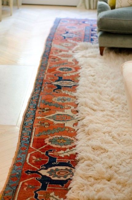 Nice Rugs, Layer Rugs, Layering Rugs, Amazing Interiors, Layered Rugs, Rustic Rugs, Apartment Room, House Tour, Carpet Runner