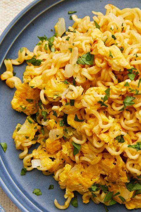 Ramen Scrambled Eggs Breakfast Noodles Recipes, Ramen Breakfast, The Best Scrambled Eggs, Breakfast Noodles, Breakfast Ramen Noodles, Eggs And Noodles Scrambled, Breakfast Ramen, Egg Scramble, Ramen Noodle Recipes Egg