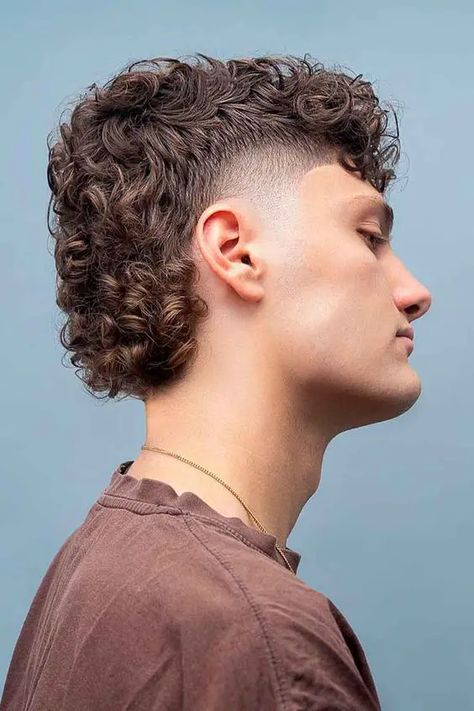 Faded Mullet, Classic Mullet, Modern Mullet Haircut, Mullet Haircuts, Boys Curly Haircuts, Men's Curly Hairstyles, Short Permed Hair, Italian Hair, Curly Hair Braids