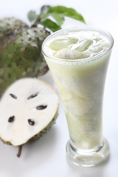 Soursop Juice Recipe, Brazilian Fruit, Soursop Fruit, The Best Damn Thing, Forbidden Fruit, Healing Food, Juicing Recipes, Superfoods, Healthy Drinks