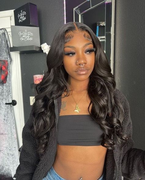 Middle Part Curls, Frontal Wig Hairstyles, Birthday Hairstyles, Quick Weave Hairstyles, Hoco Hairstyles, Braids Hairstyles Pictures, Frontal Hairstyles, Pretty Braided Hairstyles, Front Hair Styles