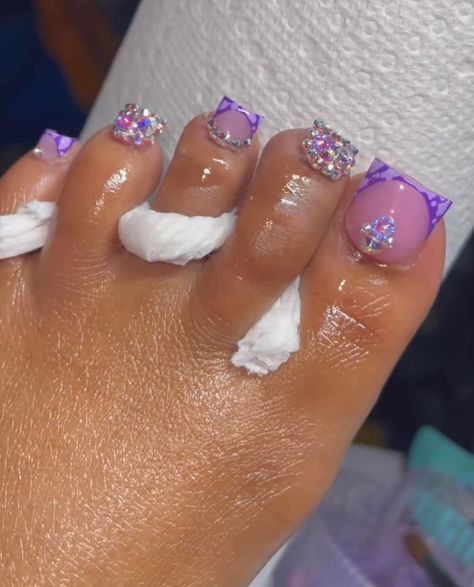 Purple And Black Toenails, Pedicure Toenails, Purple Toe Nails, Glitter Toe Nails, Hello 30, Toenail Designs, Nail Business, Gel Toe Nails, Acrylic Toe Nails