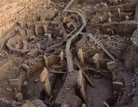 Secrets From the Past: 9 Mysterious Ancient Ruins We Still Know Almost Nothing About Gobekli Tepe, Göbekli Tepe, Architecture Antique, Ancient Discoveries, Mysterious Places, Mystery Of History, Ancient Mysteries, Ancient City, Ice Age