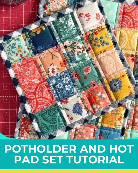 This pot holder and hot pad set are made with mini charm packs! Learn how to make them with this easy and beginner-friendly tutorial. Pot Holder Quilted Tutorials, Fabric Pot Holders, Quilt As You Go Hot Pads, Mini Charm Pack Projects, Quilted Hot Pads, Pot Holders Diy, Pot Holder With Pocket, 9x13 Pot Holder, Large Pot Holders Hot Pads