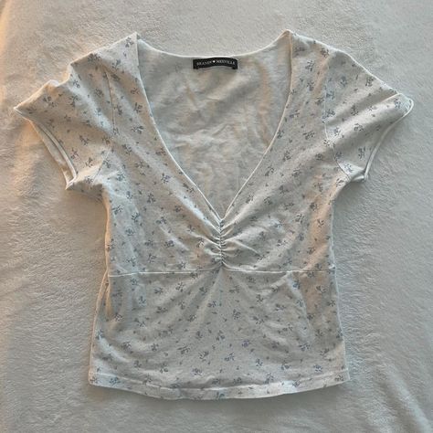 brandy melville gina blue and white ditsy floral top... - Depop Brandy Melville Gina Top, Gina Top, Ditsy Floral Top, White Short Sleeve Tops, Fairytale Art, White Short, Ditsy Floral, Floral Top, Brandy Melville