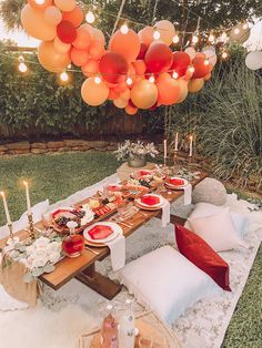 A Backyard Bohemian Dinner Party - Life By Leanna#summer #pary #backyard #boho #balloongarland #bridalparty #babyshower #outdoorparty Bohemian Dinner Party, Backyard Bohemian, Dinner Table Set Up, Dinner Table Set, Backyard Party Decorations, Backyard Dinner Party, Backyard Birthday Parties, Picnic Birthday Party, Boho Birthday Party