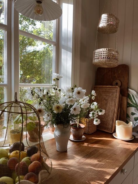 Sienna Core Aesthetic, French Countryside Home, Emily Slotte, Minimal Cottagecore, Farmhouse Summer Decor, Spring Kitchen, Romantic Home Decor, Cottagecore Aesthetic, Cottage Homes