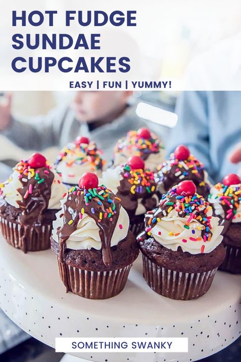 Pastries Easy, Sundae Cupcakes, Hot Fudge Sundae, Fudge Sundae, Summer Cupcakes, Ice Cream Cupcakes, Cupcakes For Boys, Fancy Cupcakes, Candy Cupcake