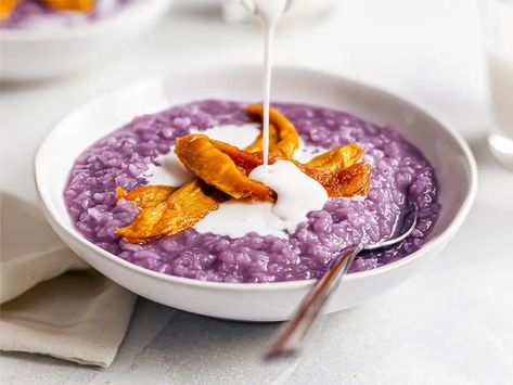 Ube Champorado (Vegan) | Foodaciously Ube Champorado, Champorado Recipe, Ube Butter, Ube Bread, Ube Halaya Recipe, Filipino Rice, Ube Halaya, Sweet Sticky Rice, Apple Recipes Healthy