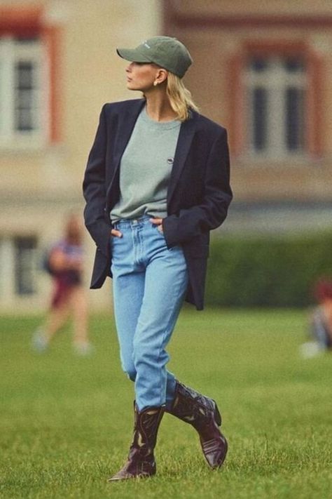 Sporty Chic Style, Look Boho Chic, Look Jean, Looks Country, Cowboy Outfits, Outfit Jeans, Looks Street Style, Outfit Trends, Modieuze Outfits