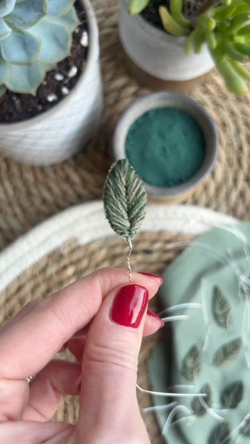 Plant Embroidery, Embroidered Leaves, Embroidered Denim, Embroidery Hoop Art, Hoop Art, Embroidery And Stitching, Plant Lover, Embroidery Hoop, Embroidery Art