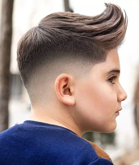 Top Kids' Taper Fade Haircuts: Short Sides, Long Tops & More! Zayn Haircut, Boys Haircut Trendy Long, Kids Haircut For Boys, Kids Fade Haircut, Boys Haircut Trendy, Hair Styles For Boys, Cool Hairdos, Haircut For Boys